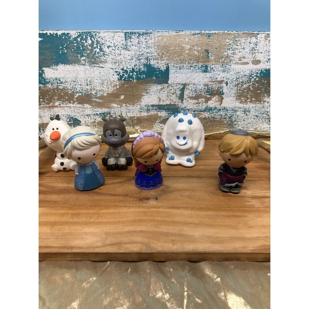 Disney Frozen Set of 6 Bath Tub or Pool Toys